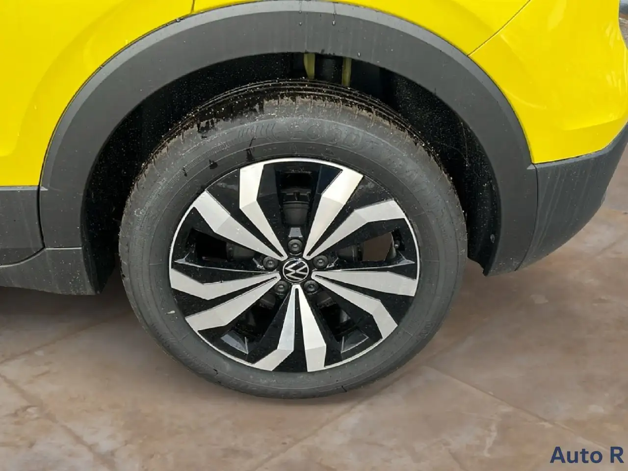 Volkswagen T-Cross 1.0 TSI Edition Plus 18