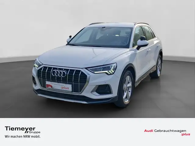 Audi Q3 main image