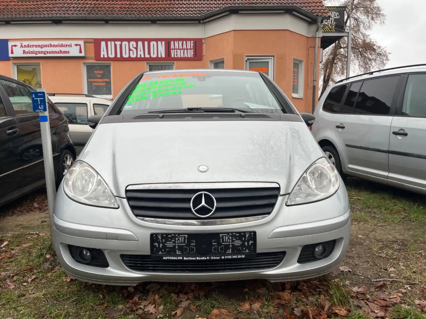 Mercedes-Benz A 160 Service + TÜV NEU-Panoramadach-Sitzheizung - 1