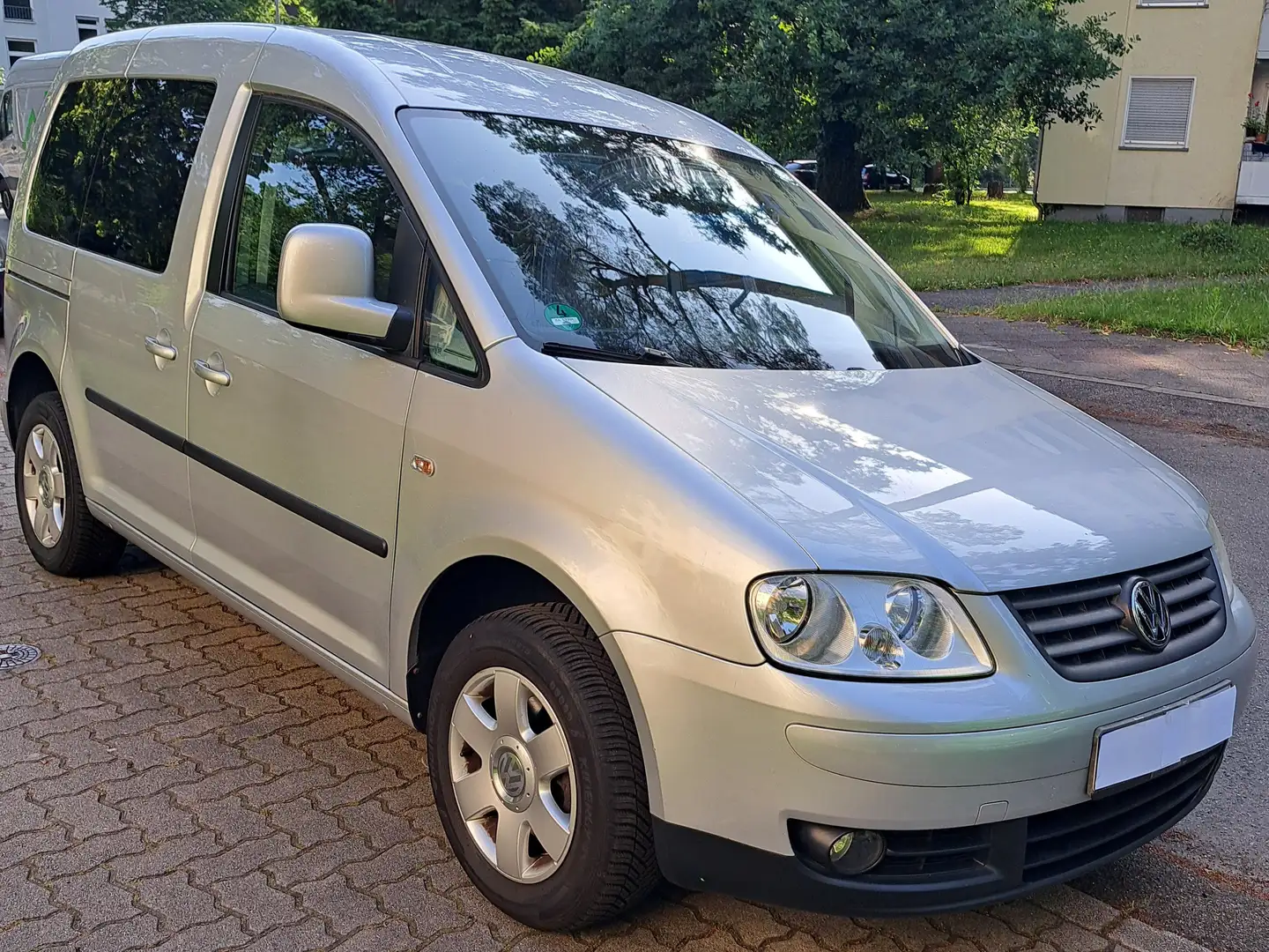Volkswagen Caddy Caddy 1.6 Life (5-Si.) Grau - 2