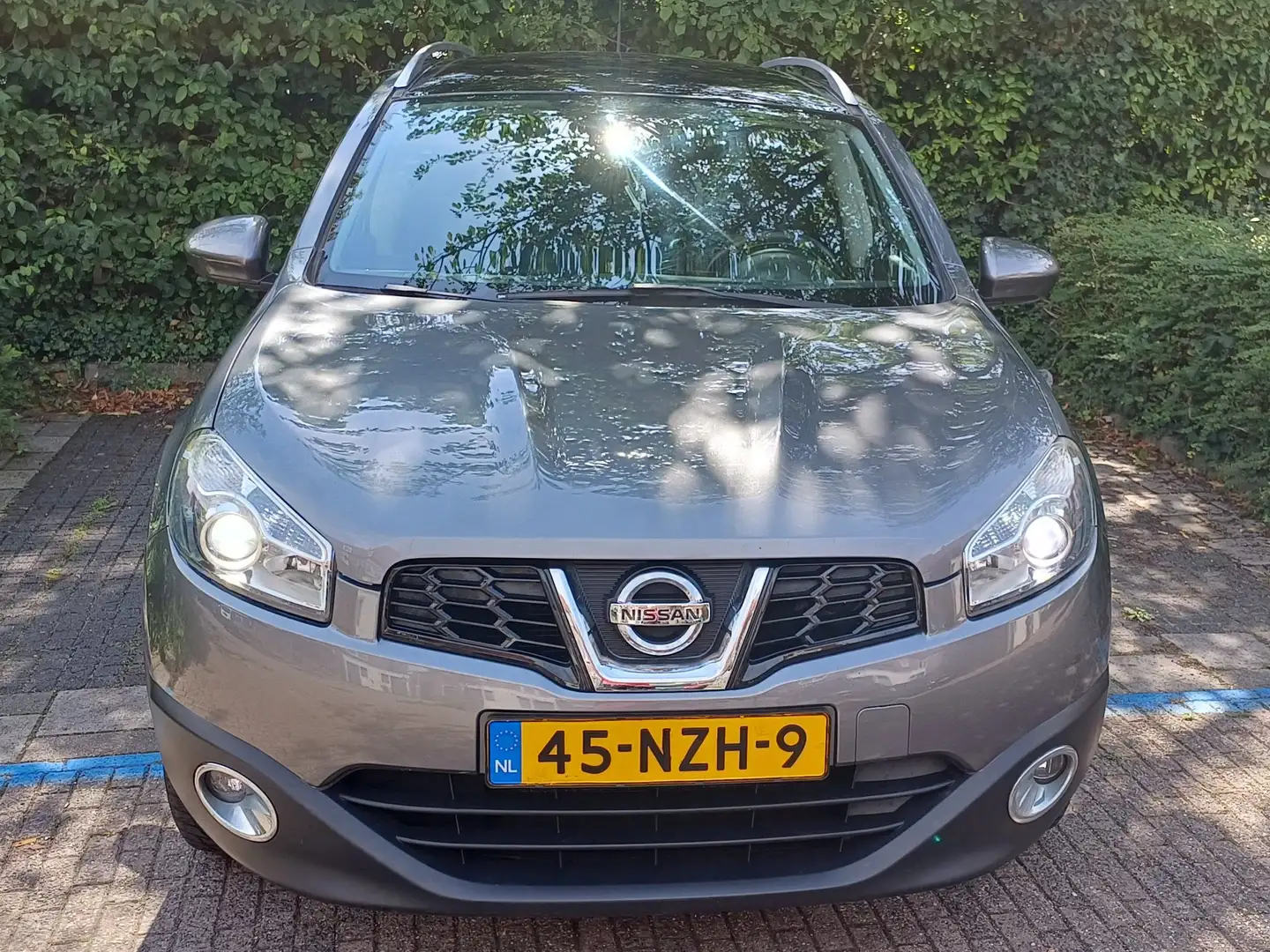 Nissan Qashqai+2 Qashqai+2 2.0 Connect Edition Grijs - 1