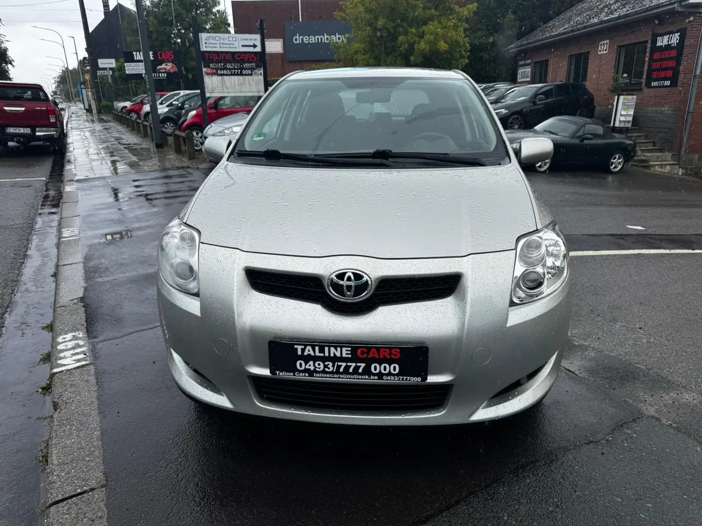 Toyota Auris Auris 97 VVT-i Linéa Terra Šedá - 1
