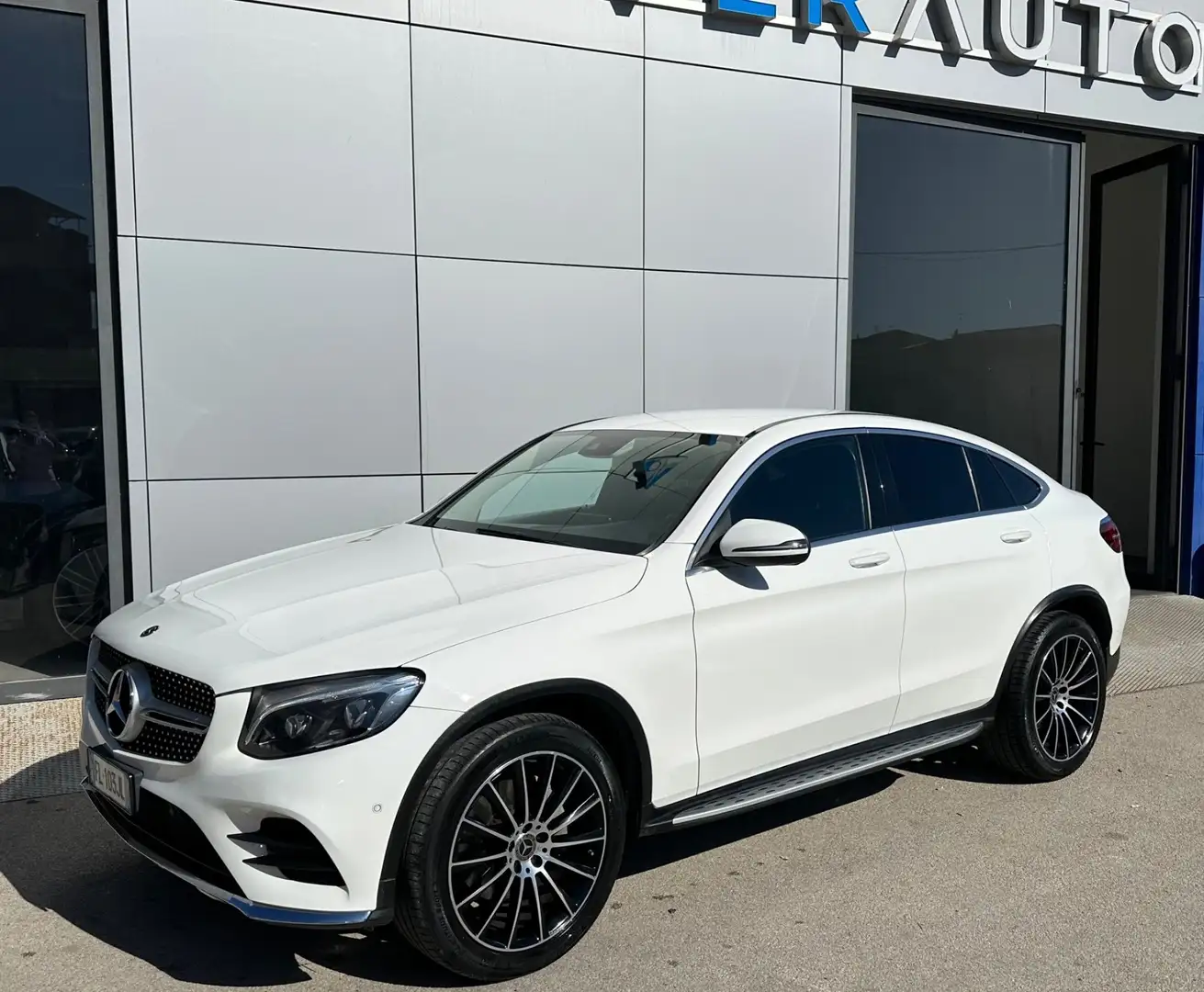 Mercedes-Benz GLC 250 Coupe d Premium 4matic auto Blanco - 1