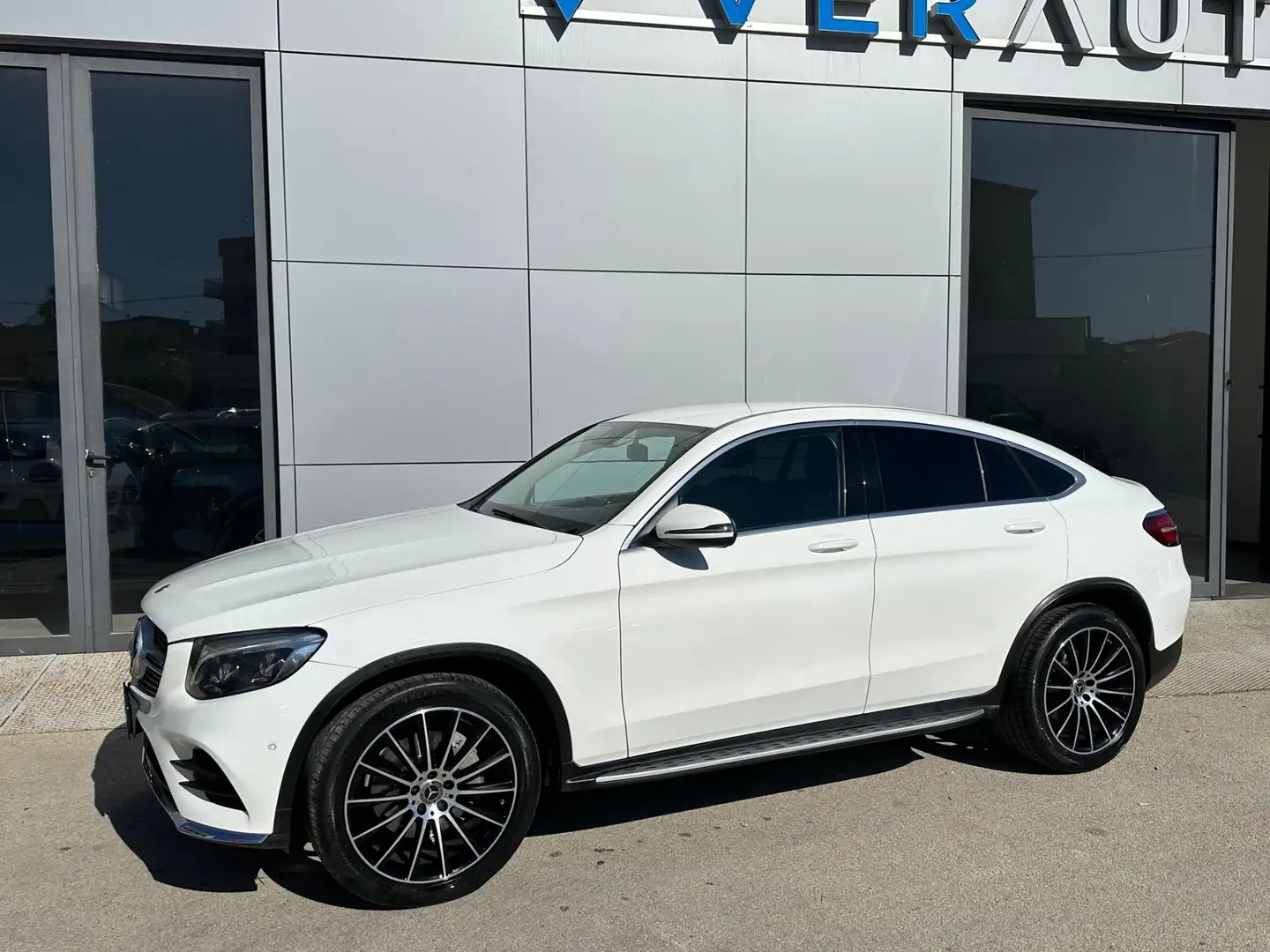 Mercedes-Benz GLC 250 Coupe d Premium 4matic auto Blanco - 2