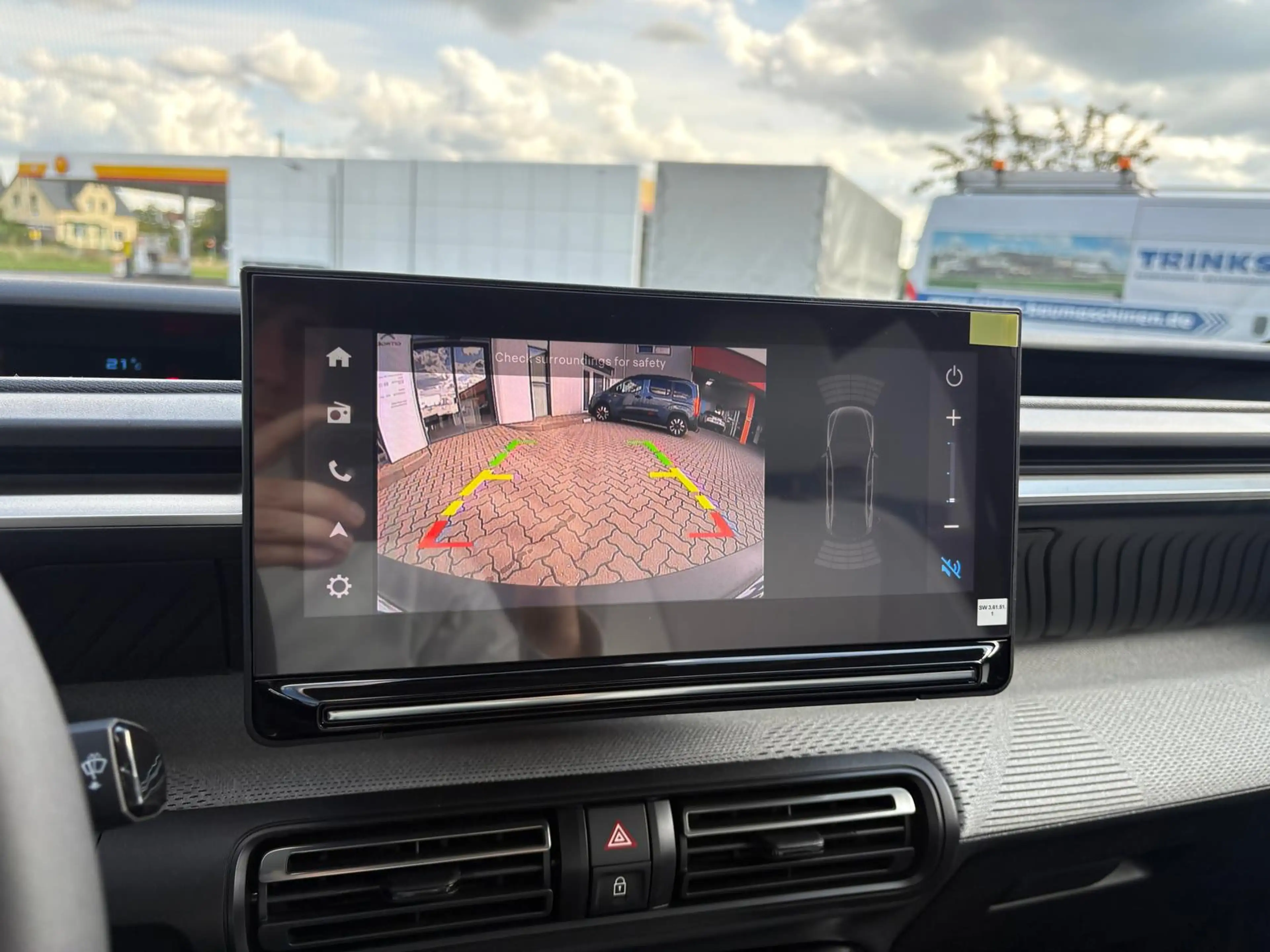 Citroen C3 Hybrid 110 MAX — photo 12