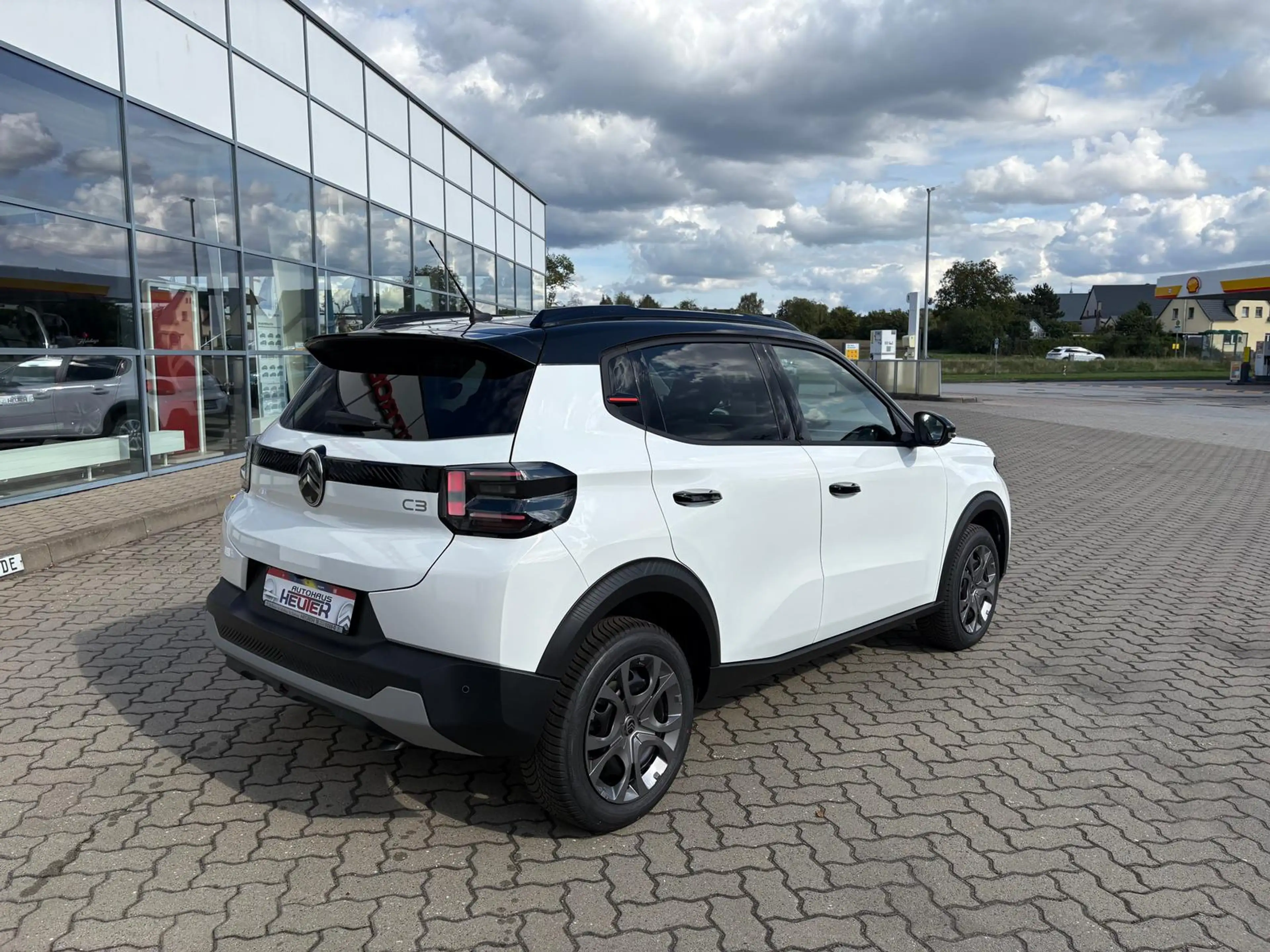 Citroen C3 Hybrid 110 MAX — photo 3