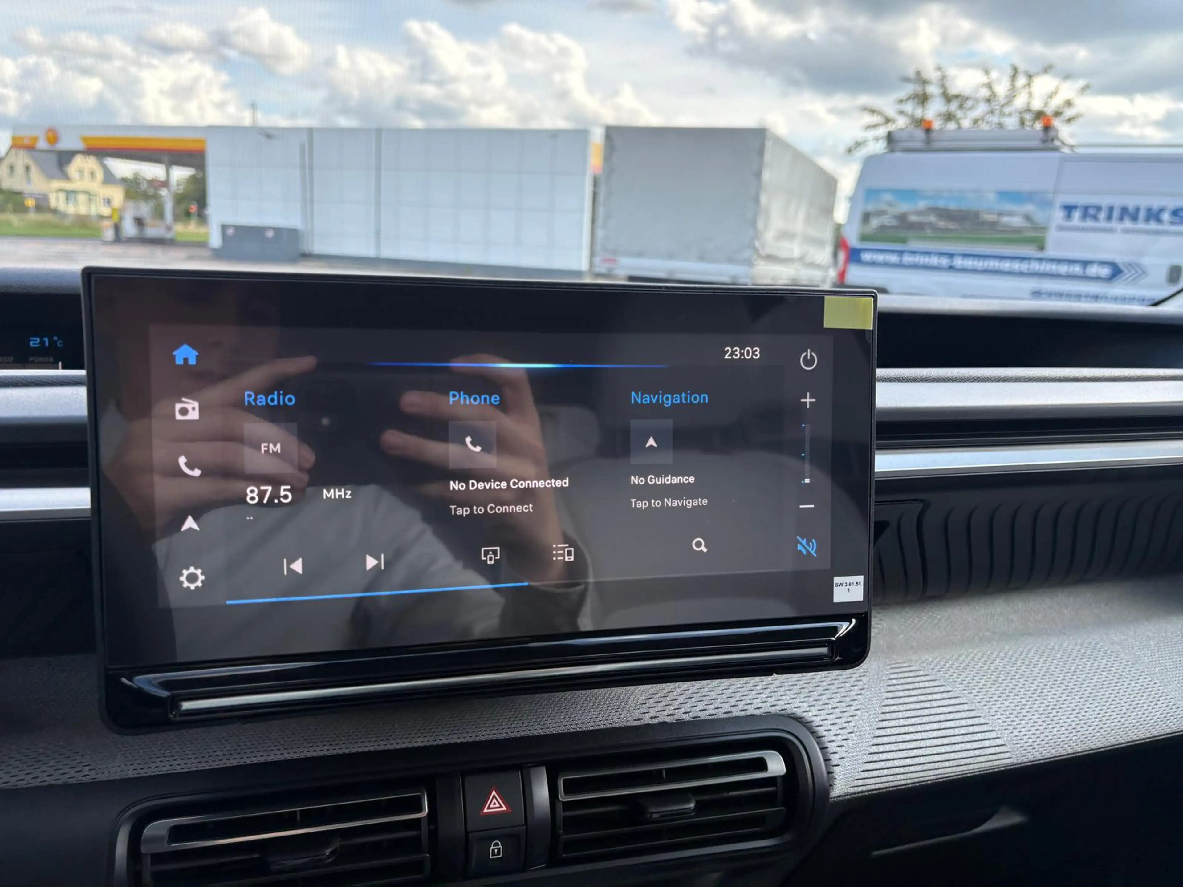 Citroen C3 Hybrid 110 MAX — photo 11