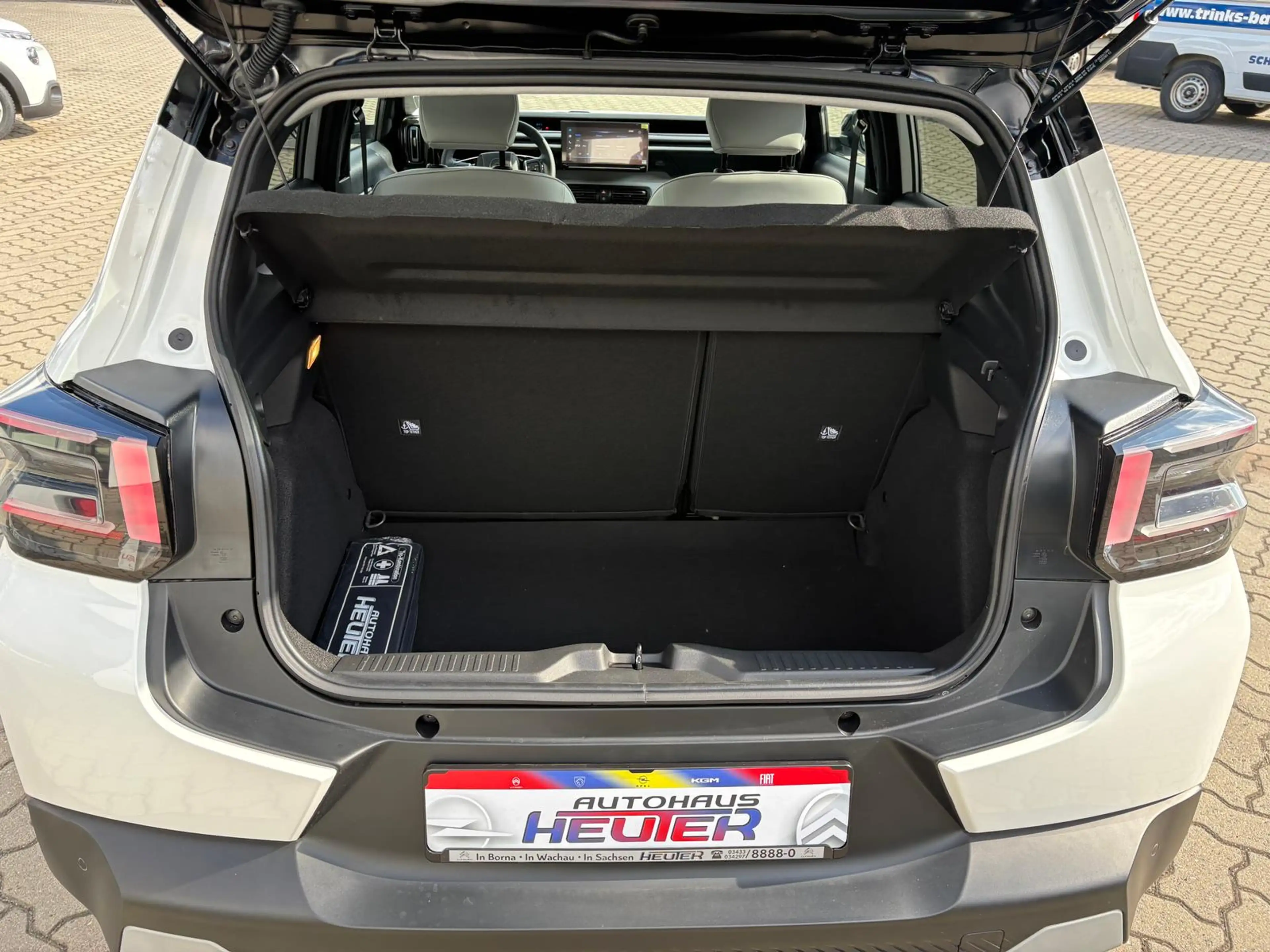 Citroen C3 Hybrid 110 MAX — photo 5