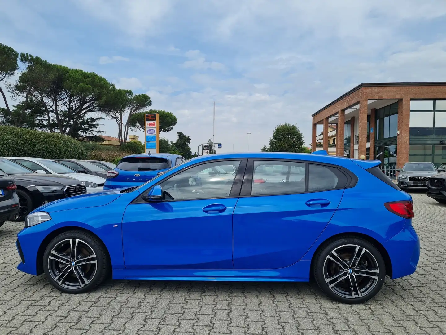 BMW 118 benzina Serie 1       (F40)  5p. Msport - manuale Blu/Azzurro - 2