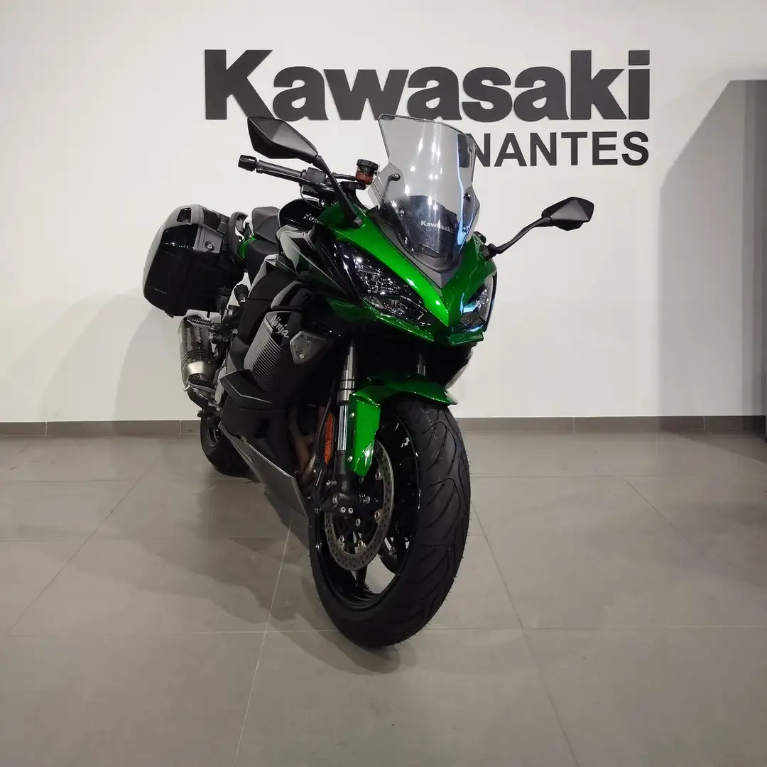 Kawasaki Ninja 1000SX Fekete - 1