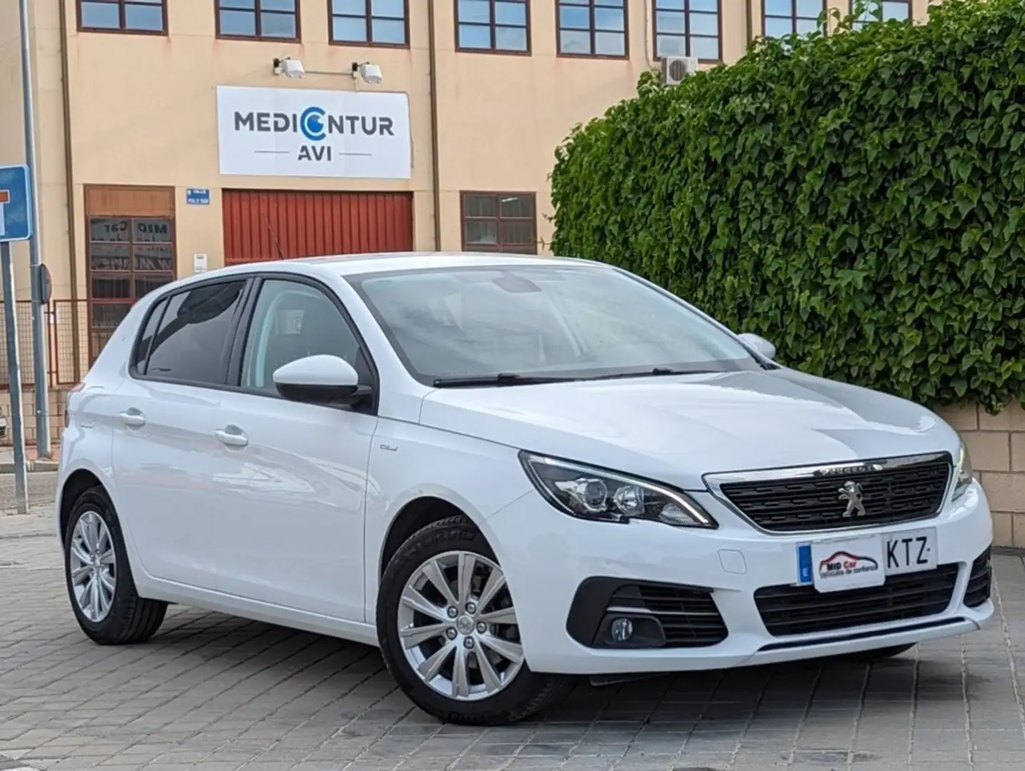 Peugeot 308 1.5BlueHDi S&S Style 130 Blanco - 1