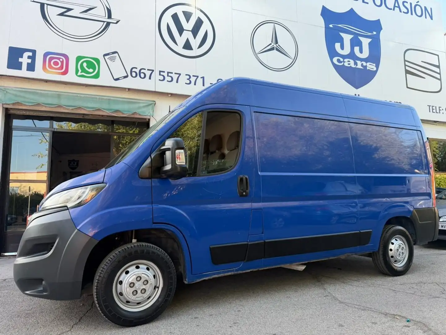 Peugeot Boxer 333 L2 H2 BHDI 103kW (140CV) S&S 6 V. M Azul - 1