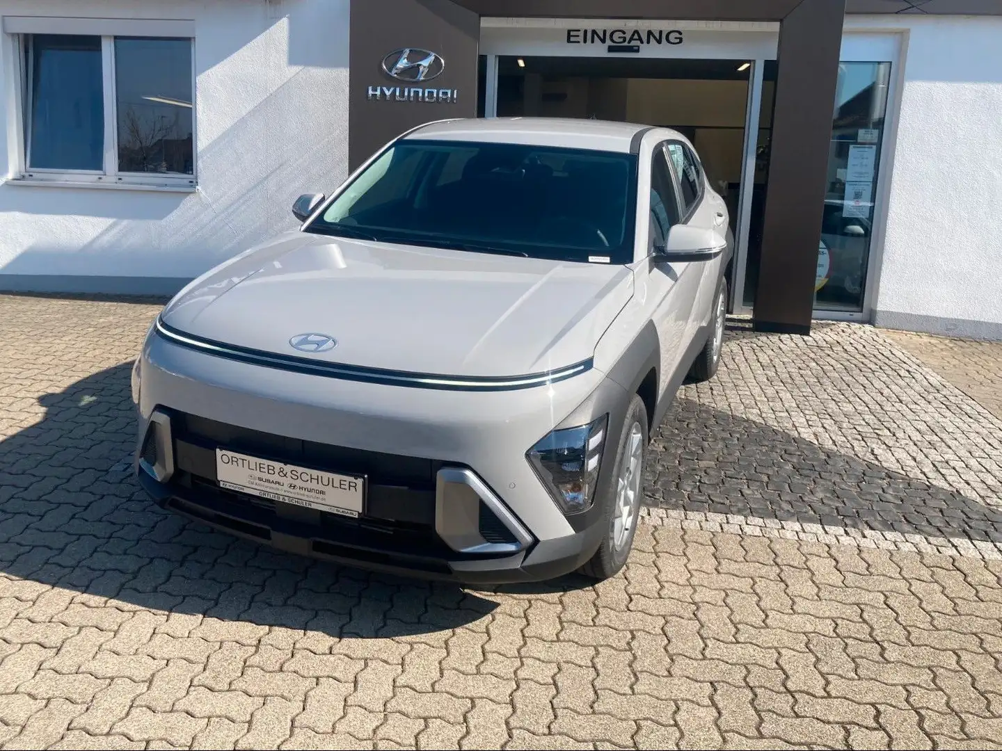 Hyundai KONA 1.6 T-GDI 138PS DCT Select +Funktions-Paket Gris - 2