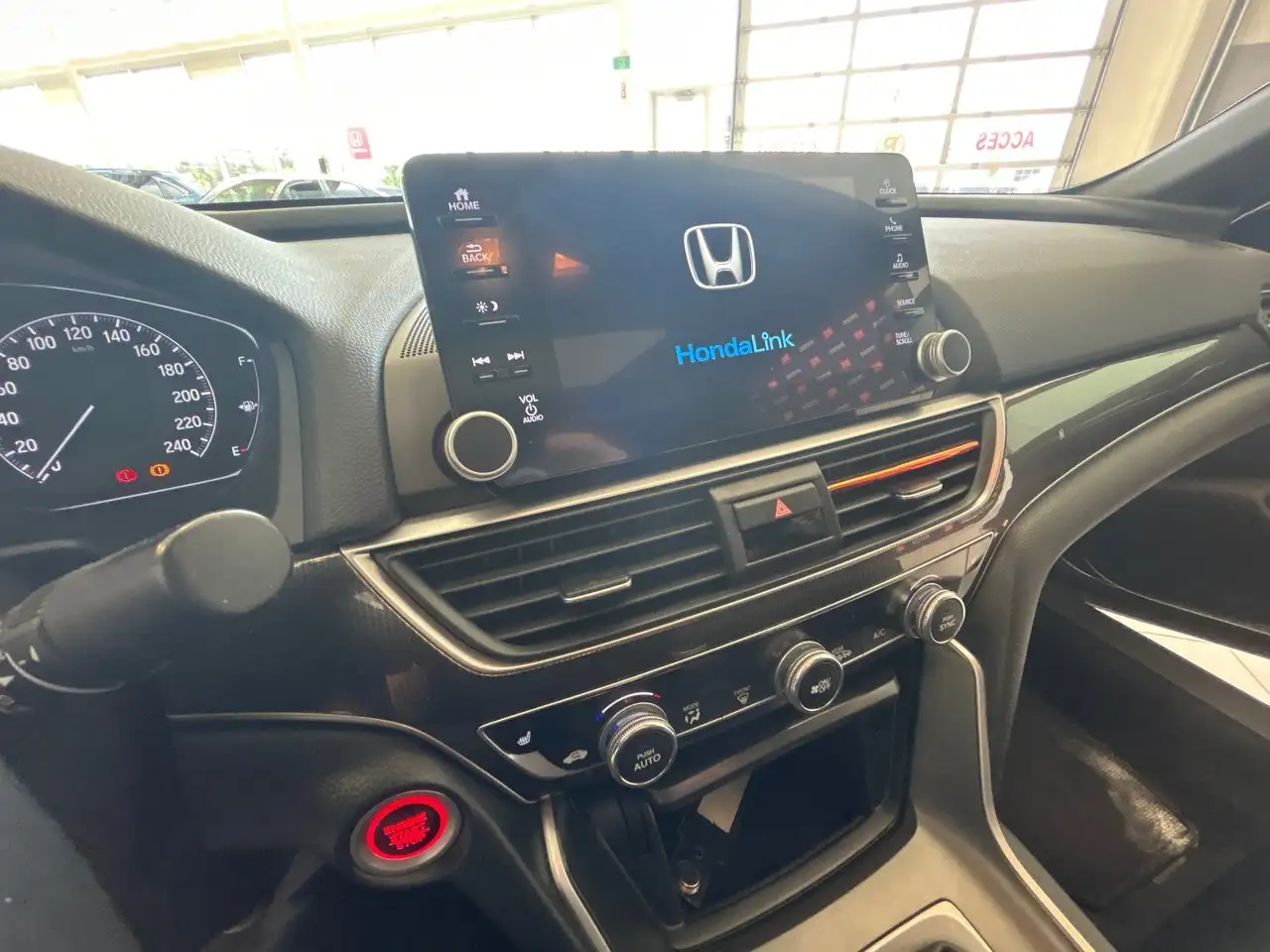 Honda Accord снимка Honda Accord
