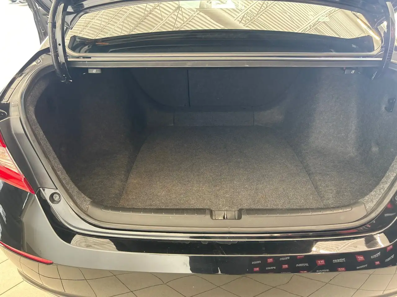 Honda Accord снимка Honda Accord