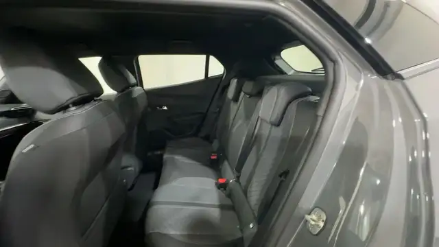Peugeot 2008 view 13
