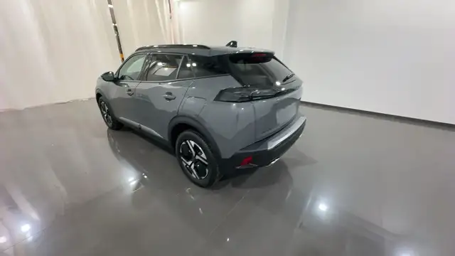 Peugeot 2008 view 3