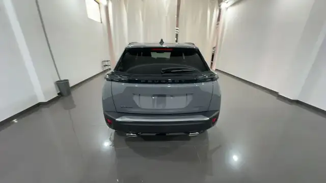 Peugeot 2008 view 5