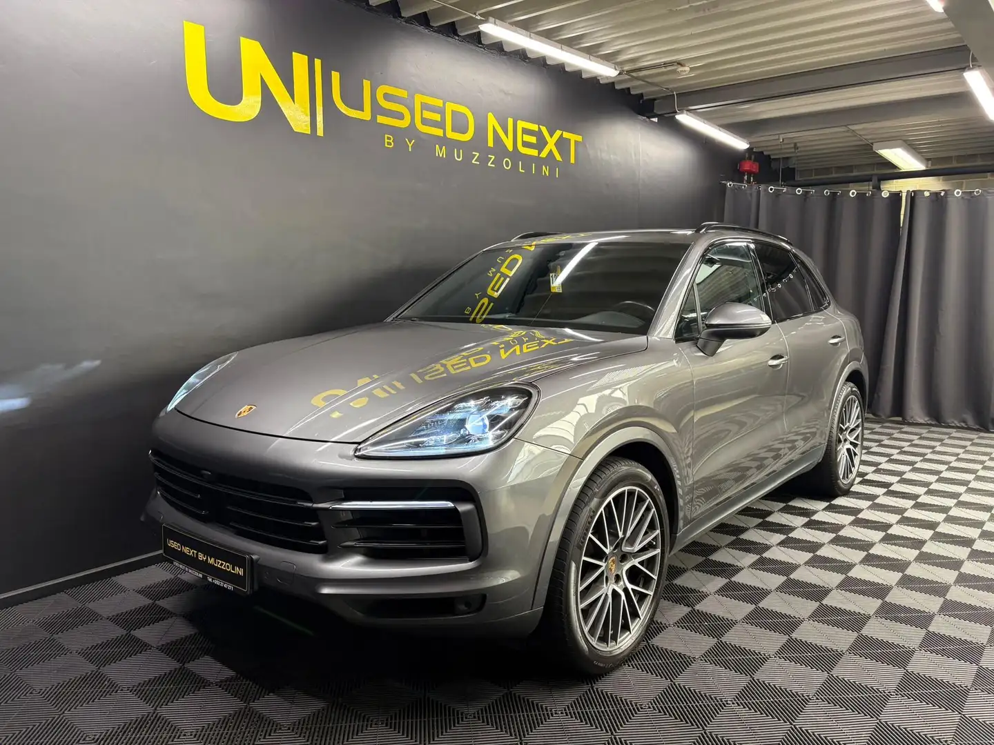 Porsche Cayenne S 3.0 V6 340CH Gris - 1