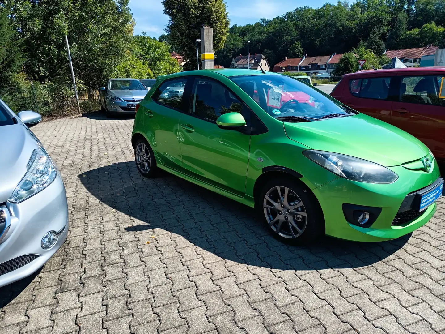 Mazda 2 1.5 Impression Vert - 1