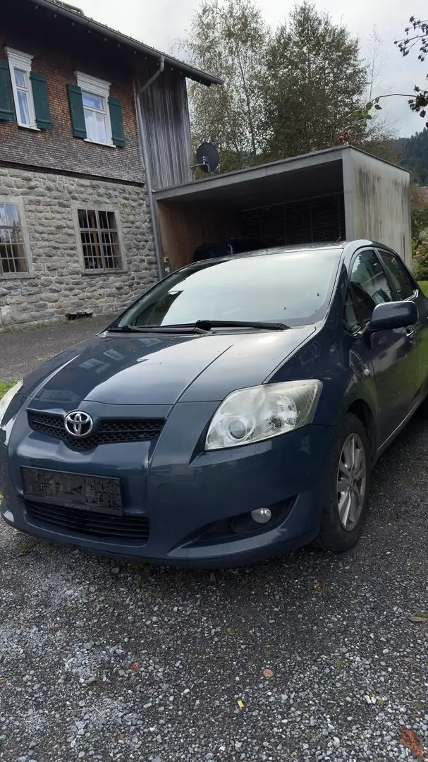 Toyota Auris Auris 1,4 D-4D 90 High MMT High Blau - 1