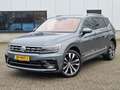 Volkswagen Tiguan Allspace 1.5 TSI Highline R-Line 7p. PANO TREKHAAK ADAPTIVE Gris - thumbnail 2