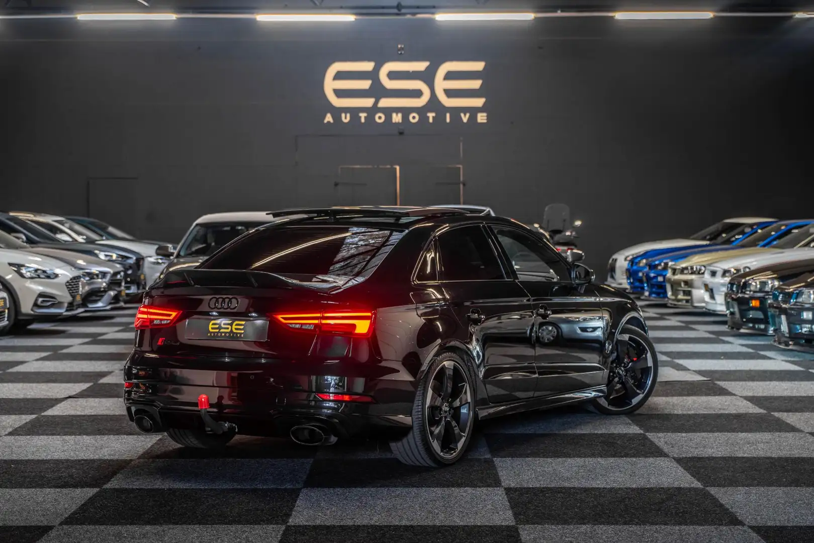 Audi RS3 Limousine 2.5 TFSI quattro | Panorama | B&O | Afne Black - 2