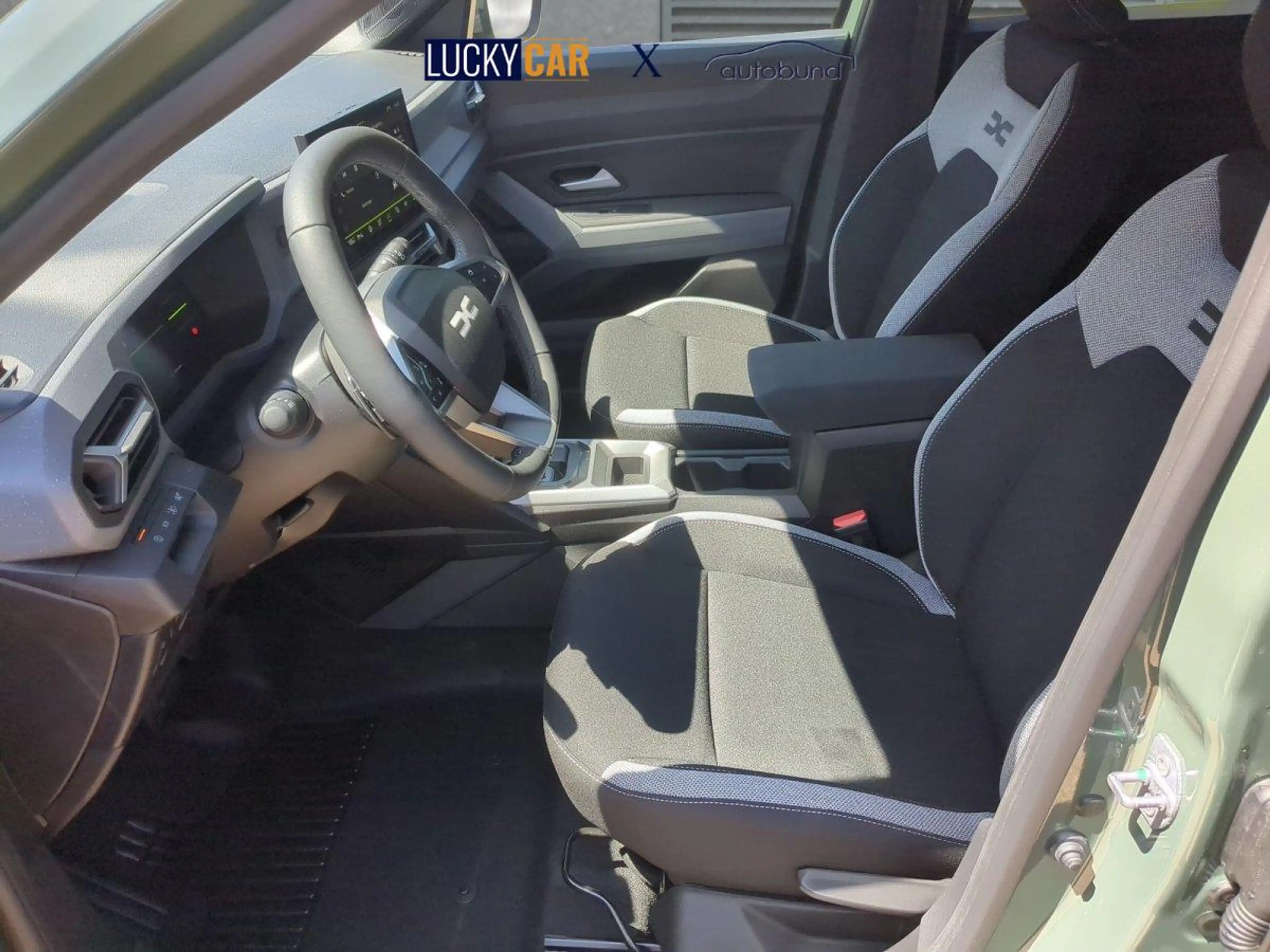 Dacia Duster Journey LKHZ+Navi+SHZ+RFK ECO-G 120 auto 90 kW ... — photo 4