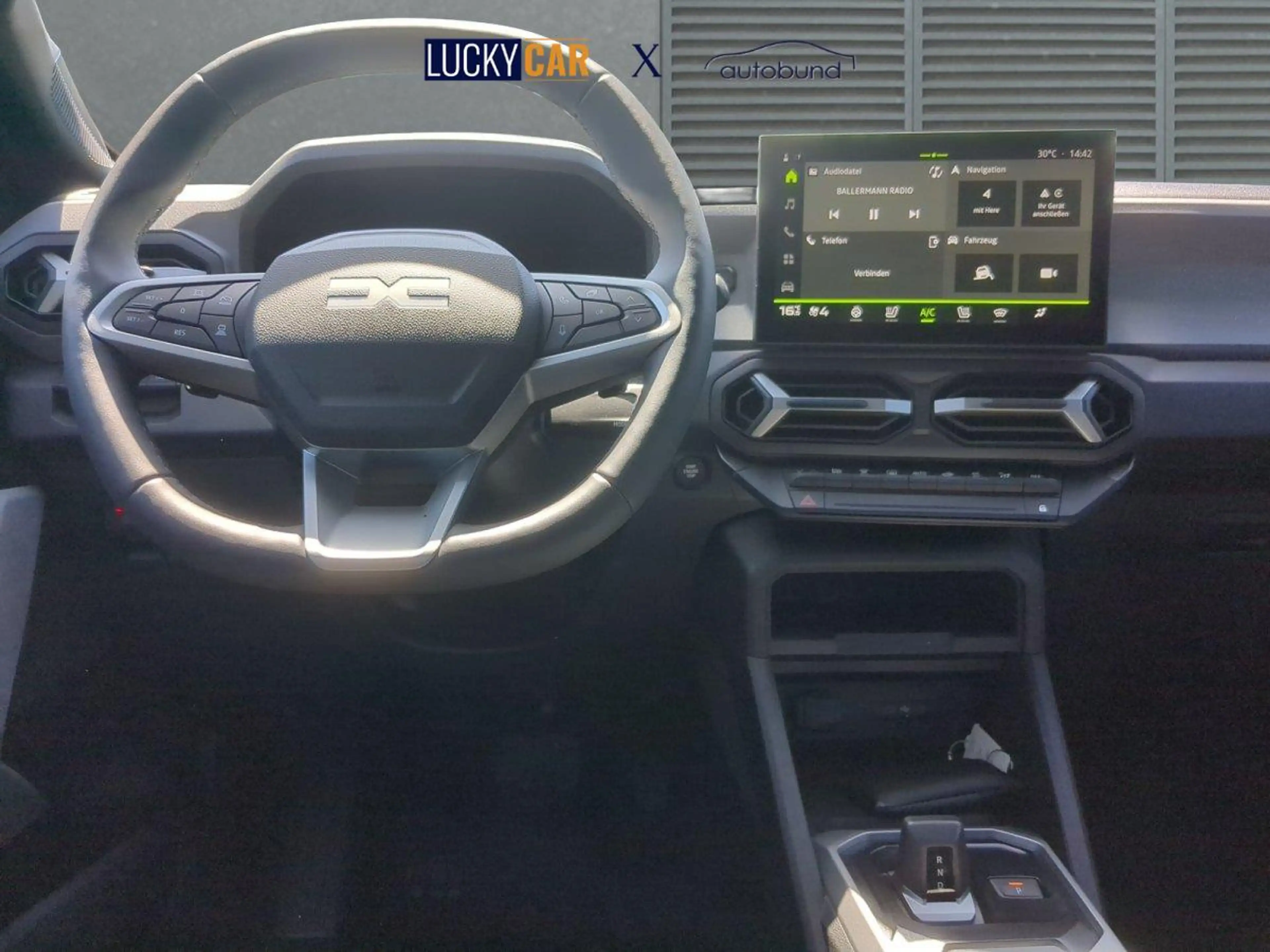 Dacia Duster Journey LKHZ+Navi+SHZ+RFK ECO-G 120 auto 90 kW ... — photo 5