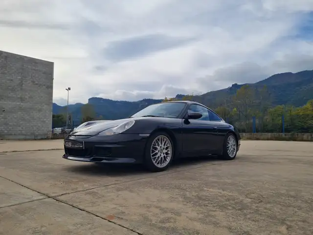 Porsche 996 Carrera Coupé