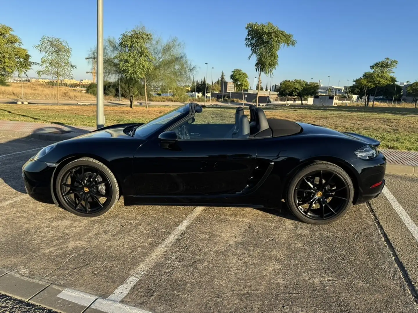 Porsche 718 Boxster 2.0 MANUAL - Escape deportivo - BOSE - Garantía Porsche Approved hasta 11/2027 Negro - 2