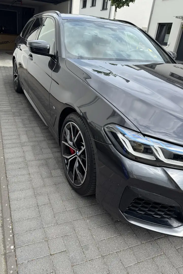 BMW 540 540 i xDrive M Sport Grau - 2