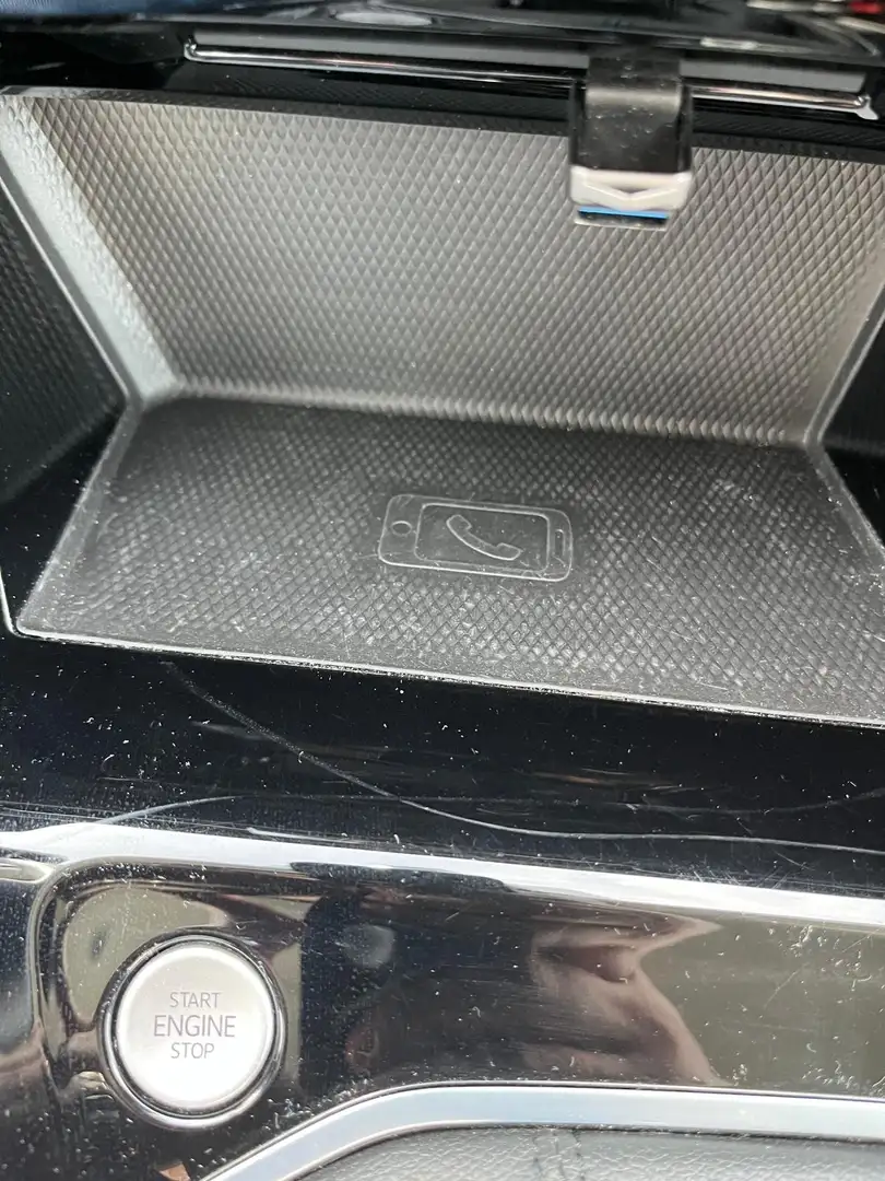 Volkswagen Golf Golf VIII  2.0 tdi Style 115cv Schwarz - 2