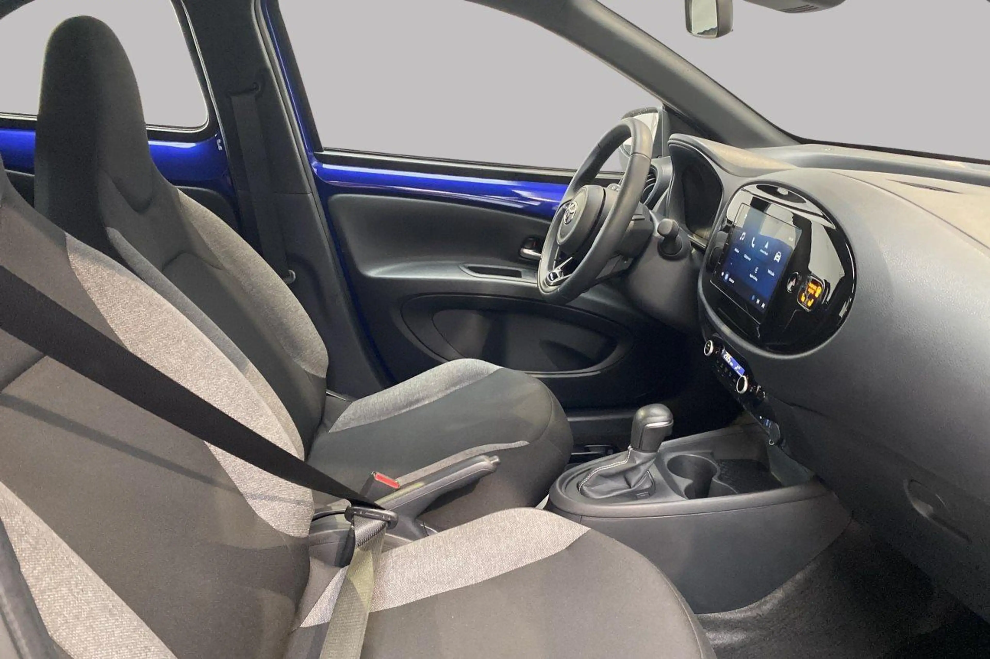 Toyota Aygo X Play 1.0i*Boite Auto Caméra de recul — photo 8
