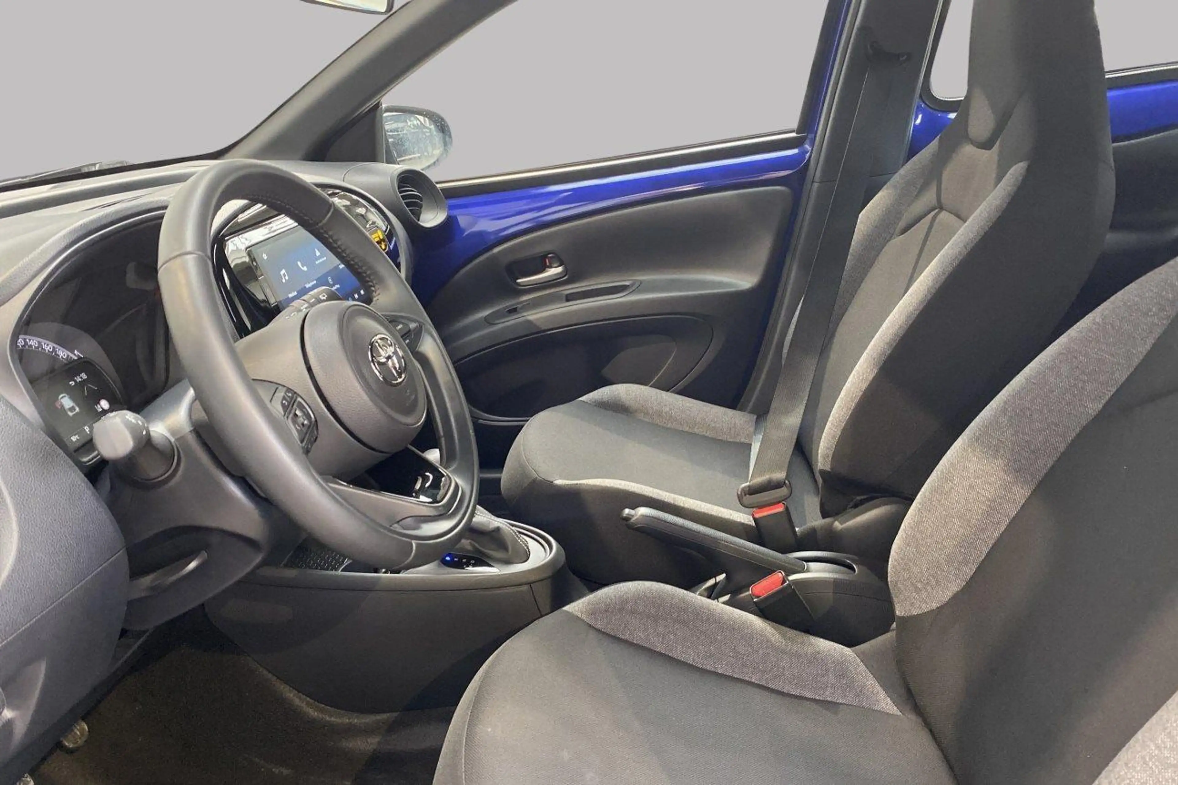 Toyota Aygo X Play 1.0i*Boite Auto Caméra de recul — photo 10