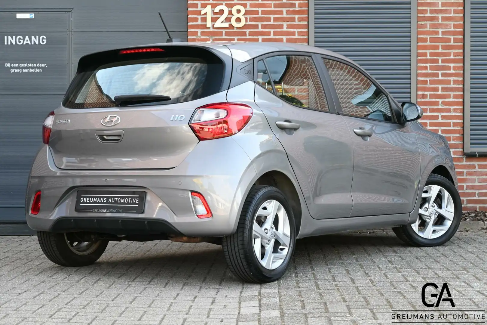 Hyundai i10 1.0 Comfort Smart 5-zits Bruin - 2