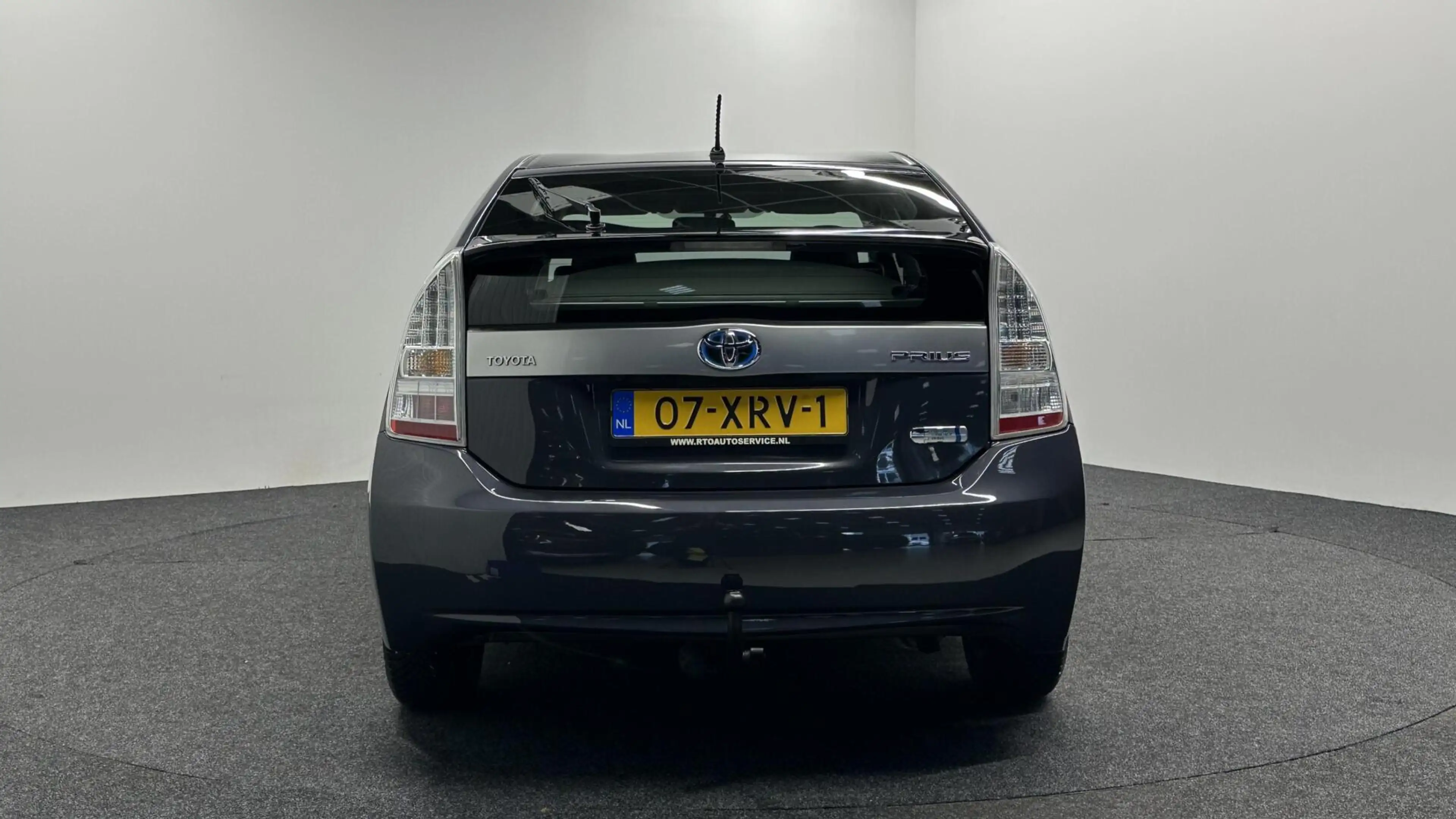 Toyota Prius 1.8 Plug-in Dynamic Business CAMERA NAVI ECC CRUIS — photo 7
