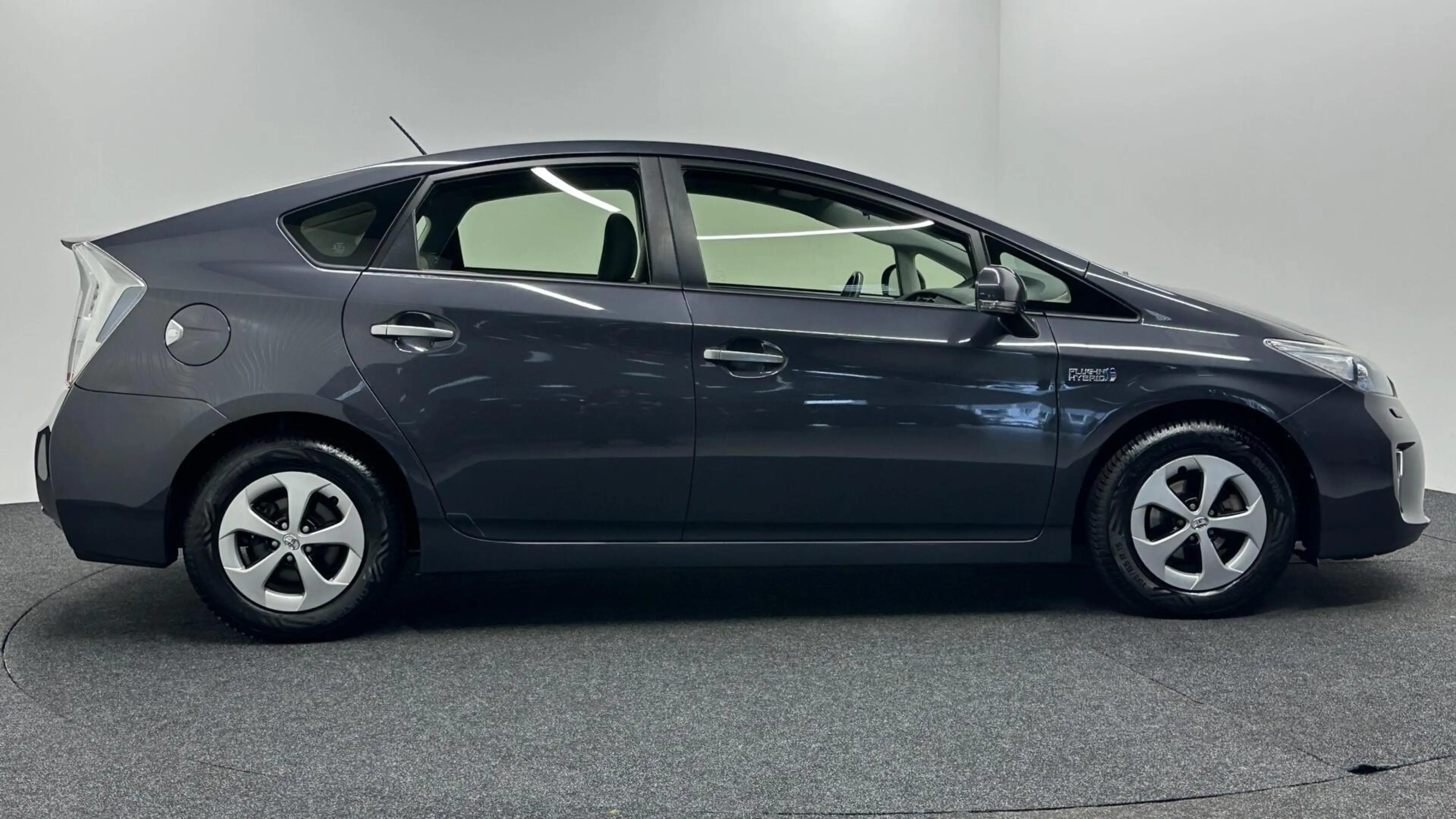 Toyota Prius 1.8 Plug-in Dynamic Business CAMERA NAVI ECC CRUIS — photo 9