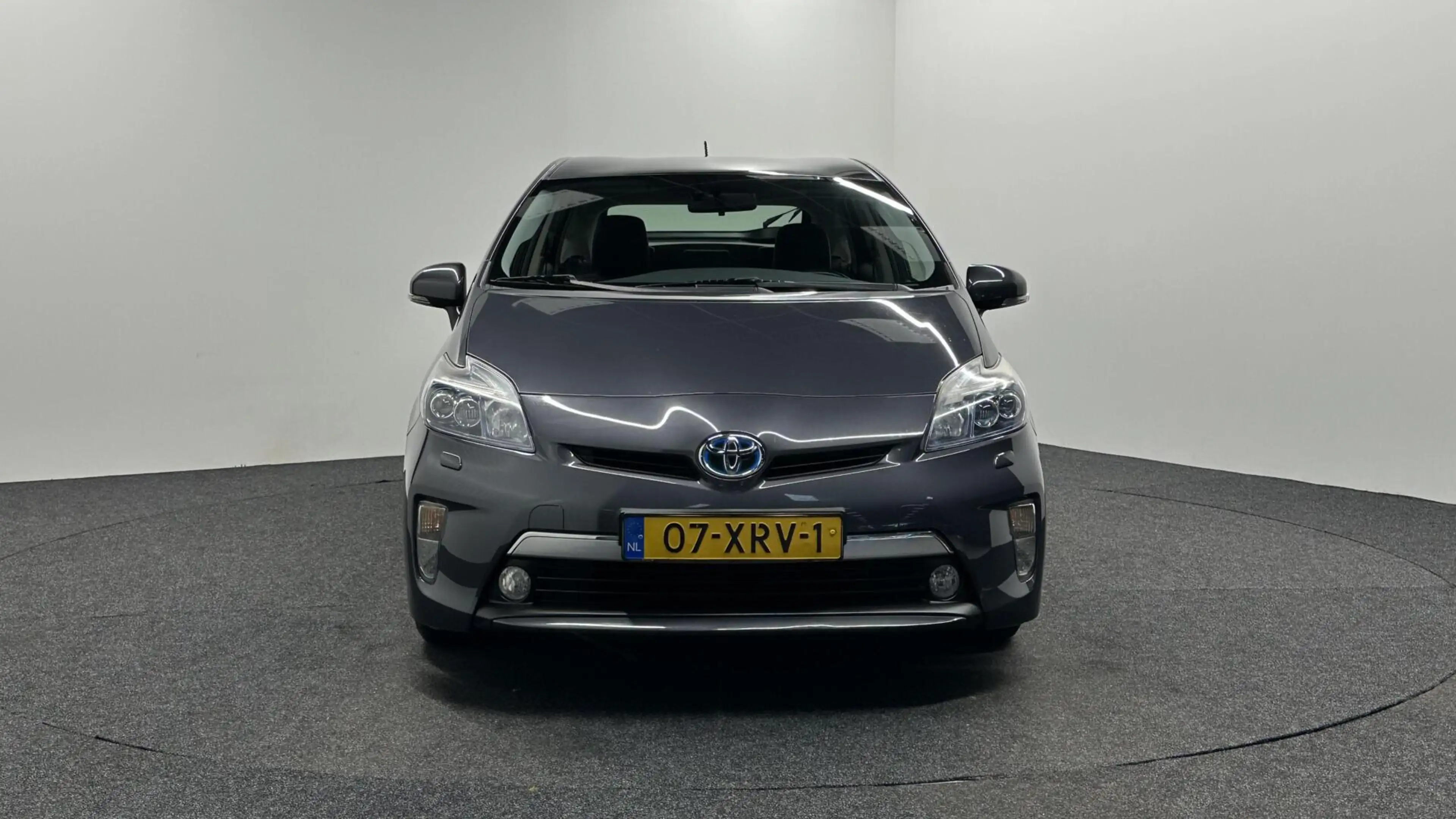 Toyota Prius 1.8 Plug-in Dynamic Business CAMERA NAVI ECC CRUIS — photo 6