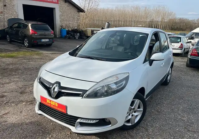 Renault Scenic III ph2 1.6DCI 130cv en bon état moteur à chaînechaîne