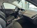Ford Focus Turnier Trend AHK*SItzheizung* Schwarz - thumbnail 14
