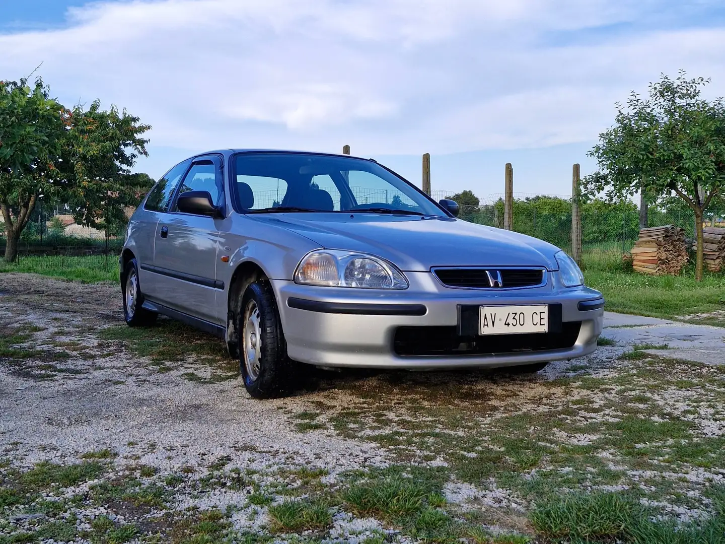 Honda Civic Civic VI 1995 3 porte 3p 1.4i New Age Gümüş rengi - 2