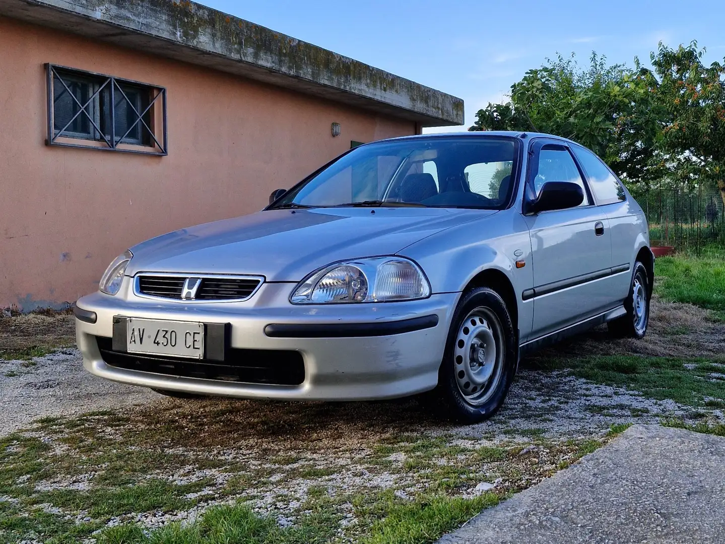 Honda Civic Civic VI 1995 3 porte 3p 1.4i New Age Gümüş rengi - 1