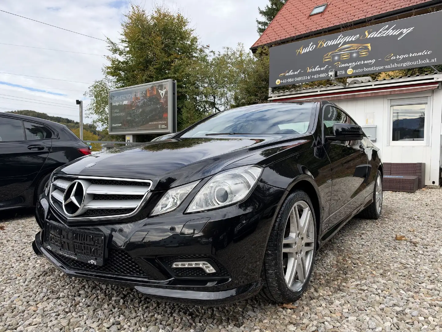 Mercedes-Benz E 350 CDI BlueEFFICIE Schwarz - 1