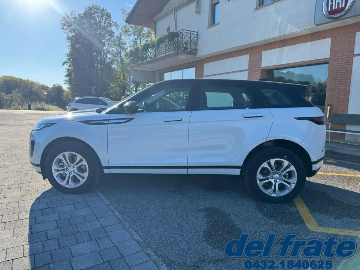Land Rover Range Rover Evoque 2.0D I4 163Cv D165 AWD Auto R-Dynamic S Bianco - 2
