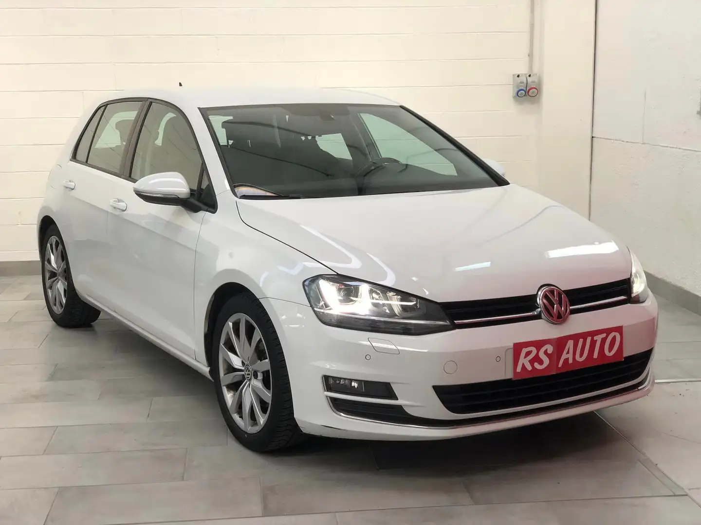 Volkswagen Golf 5p 1.4 tsi Highline 125cv E6 **GPL** Bianco - 1
