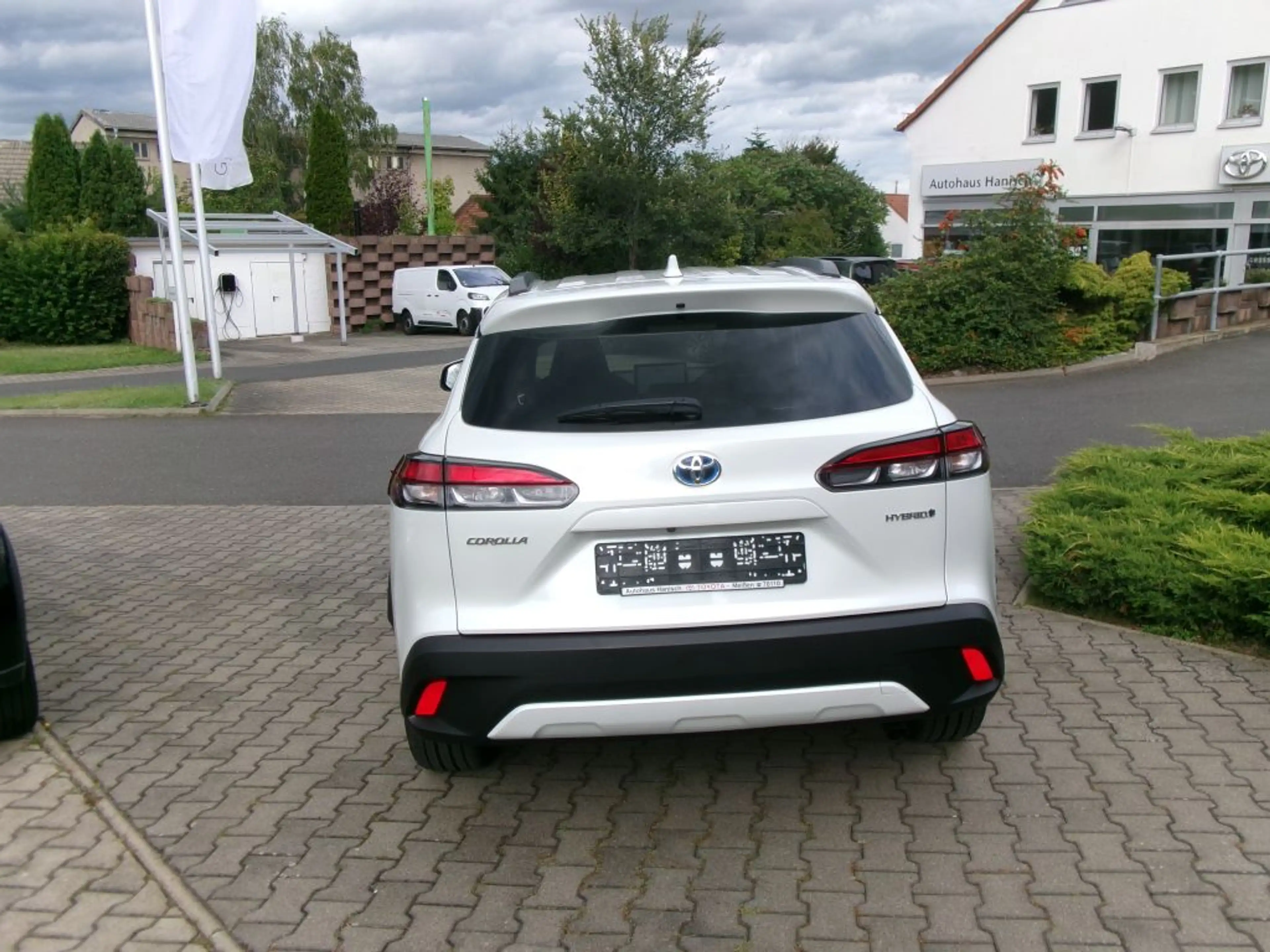 Toyota Corolla Cross Hybrid 2.0 VVT-i Team Deutschland — photo 4