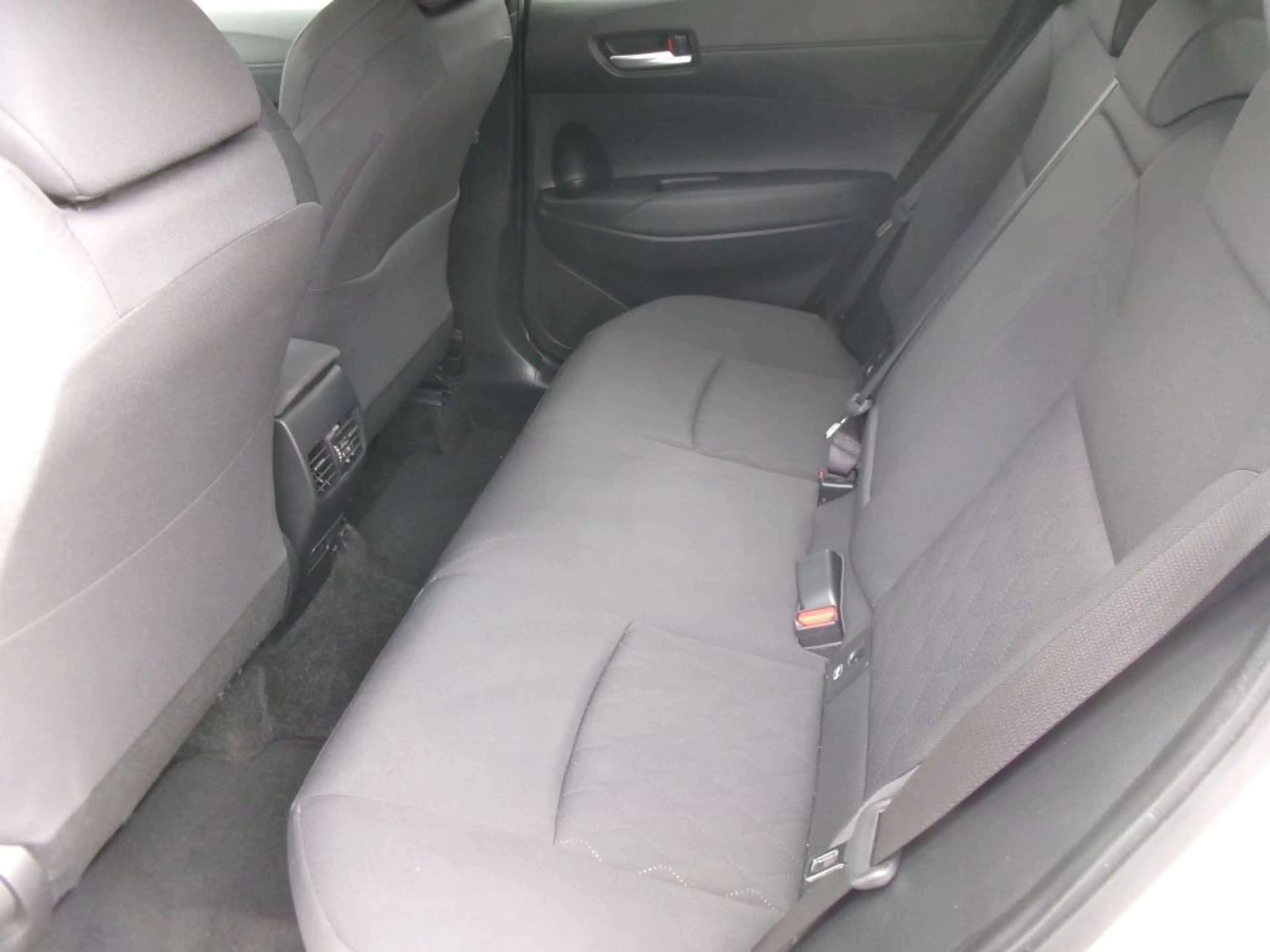 Toyota Corolla Cross Hybrid 2.0 VVT-i Team Deutschland — photo 11