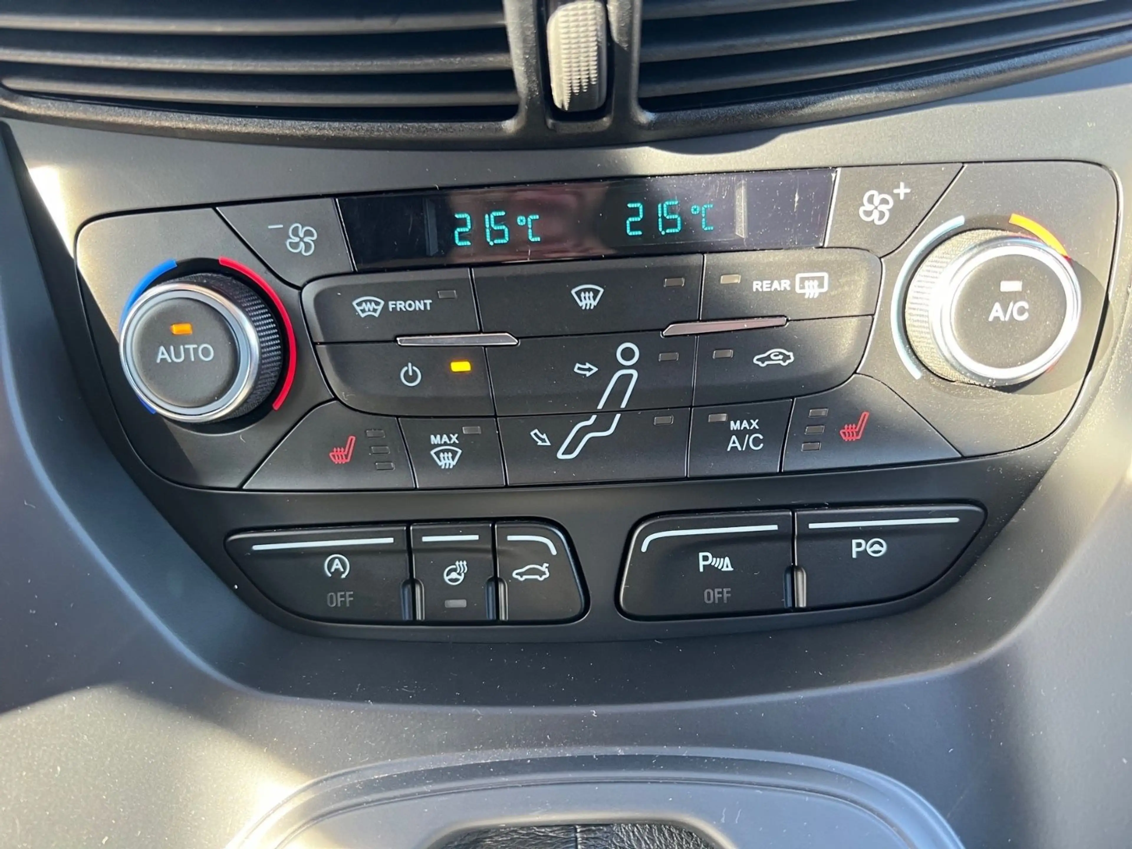 Ford Grand C-Max Grand C-MAX Titanium Aut AHK — photo 15