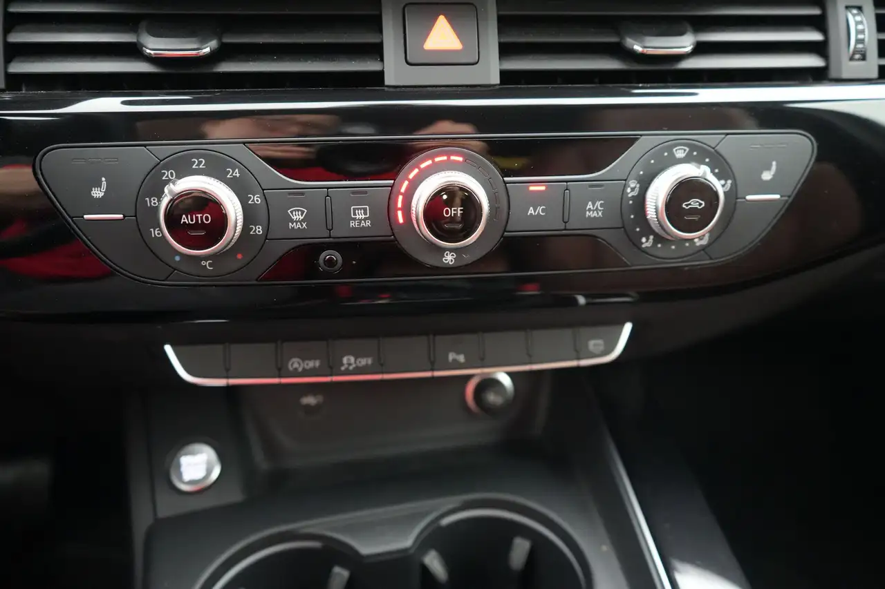 Audi A4 Avant 30 TDi S-Tronic Attraction Business+ Ed. LED, миниатюра 17